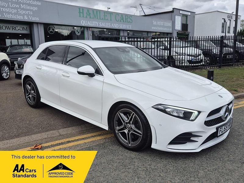 Used Mercedes A220 Executive 190 HP (139 kW) 2019 White Hatchback