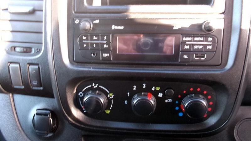 Used Renault Trafic Business 120 HP (88 kW) 2020 White MPV