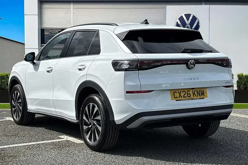 Used VW T-Roc Life 150 HP (110 kW) 2026 White SUV