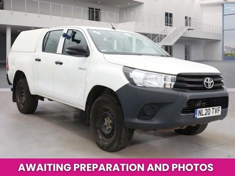 White Used 2020 Toyota HiLux Active Pickup | £14,494 (Good price) - Image 1/2