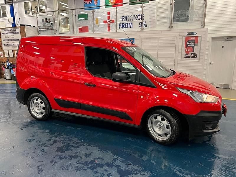 Used Ford Transit Connect 100 HP (73 kW) 2020 Red MPV