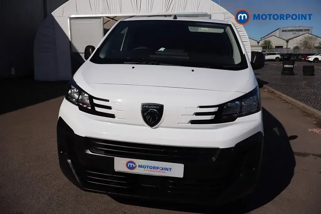 Second-hand Peugeot Expert 2025 Alb Van