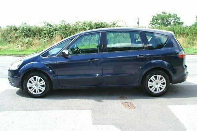 Używany Ford S-MAX S 2009 Minivan