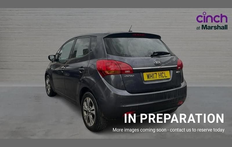 Used Kia Venga 123 HP (90 kW) 2017 Silver Hatchback