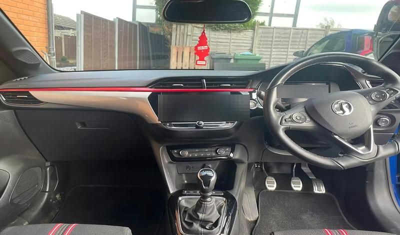 Used Vauxhall Corsa SRi 100 HP (73 kW) 2021 Blue Hatchback