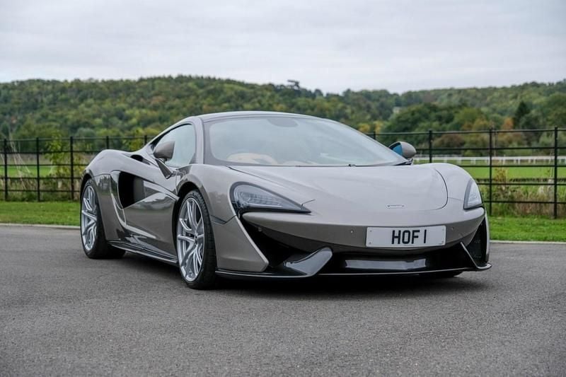 Silver Used 2016 McLaren 570GT | £79,450 - Image 1/4