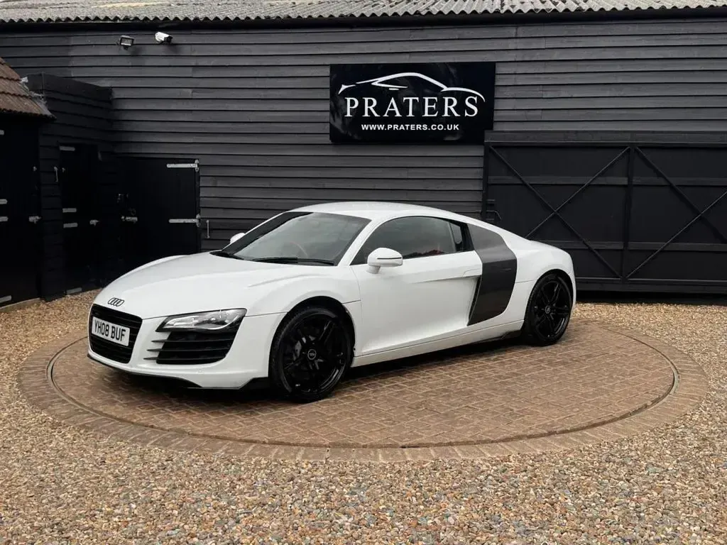 Used Audi R8 Coupé 420 HP (308 kW) 2008 White Coupe