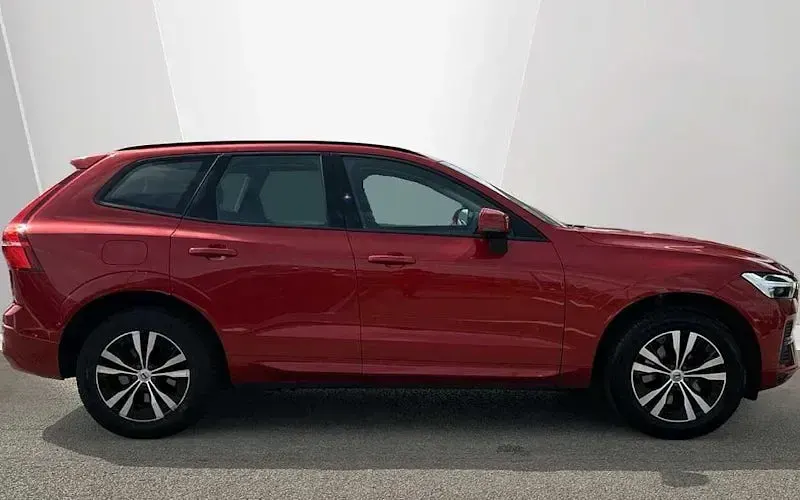 Used Volvo XC60 Core 250 HP (183 kW) 2024 SUV