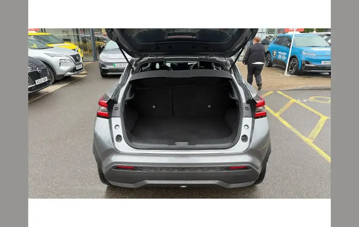Used Nissan Juke Tekna 143 HP (105 kW) 2025 Grey SUV