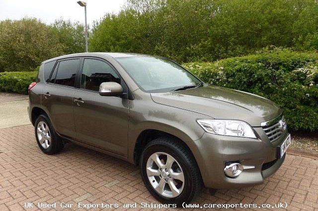 Decuma grey Used 2011 Toyota RAV4 SR SUV | £10,995 - Image 1/4