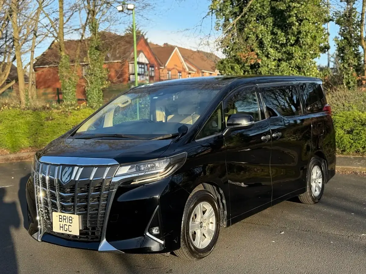Used Toyota Alphard 182 HP (133 kW) 2025 Black MPV