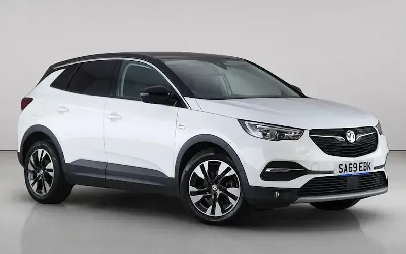 Used Vauxhall Grandland X Sport 131 HP (96 kW) 2019 SUV