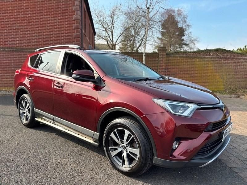 Used Toyota RAV4 Business Edition 143 HP (105 kW) 2017 Maroon SUV