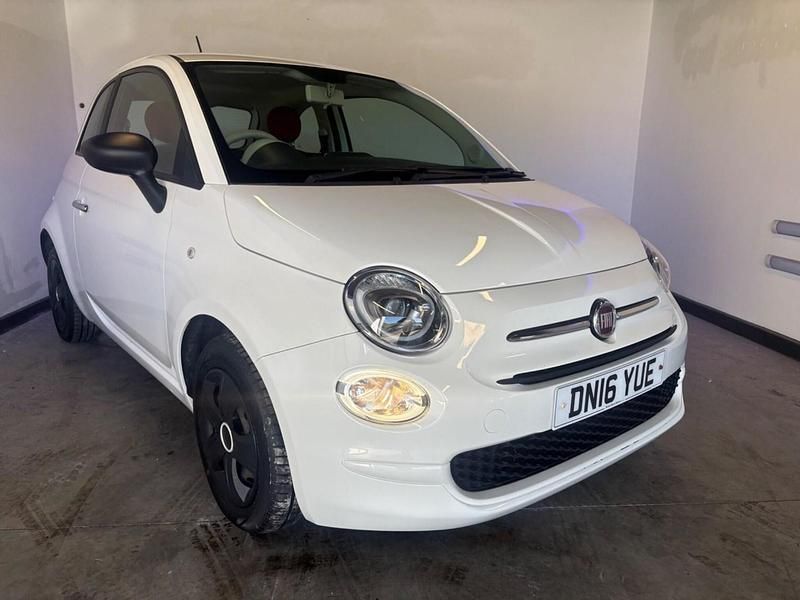 Used Fiat 500 Pop 69 HP (50 kW) 2016 White Hatchback