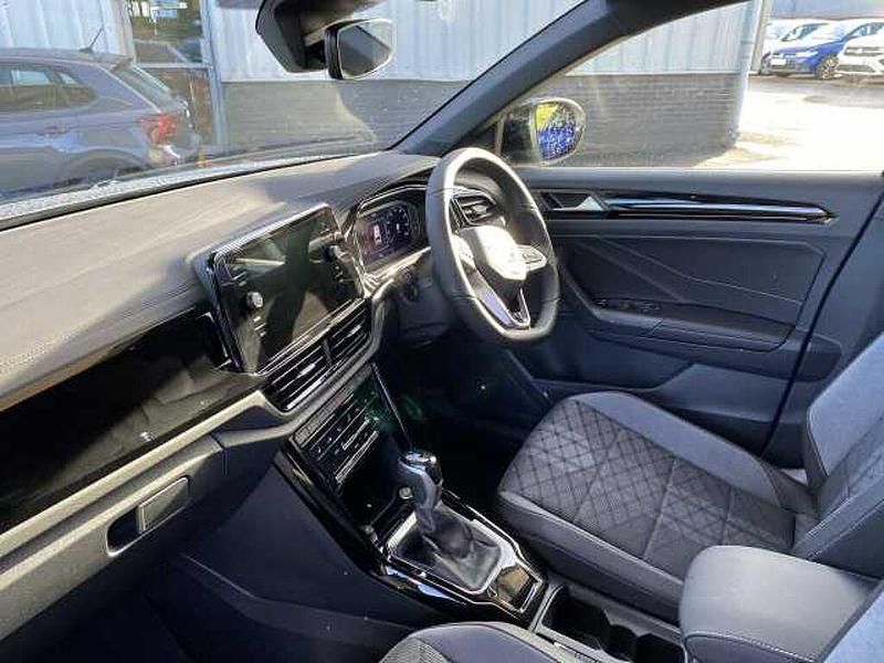 Used VW T-Roc Black Edition 150 HP (110 kW) 2025 Silver SUV