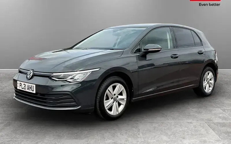 Used VW Golf VIII Life 110 HP (80 kW) 2024 Hatchback