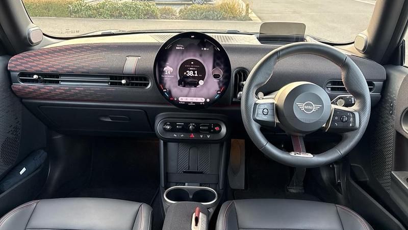 Used Mini Cooper S Hatch 201 HP (147 kW) 2025 Black Hatchback