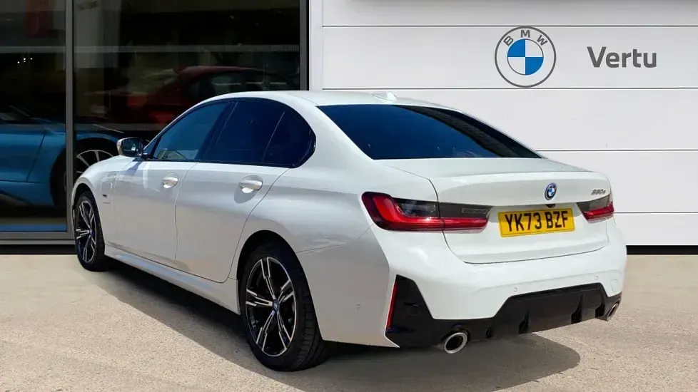 Used BMW 330e M Sport 292 HP (214 kW) 2024 White Sedan