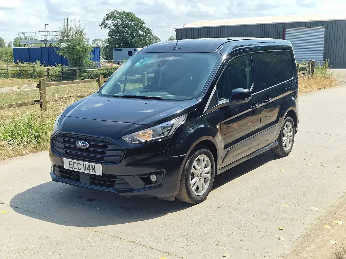 Used Ford Transit Connect 118 HP (86 kW) 2020 Black MPV