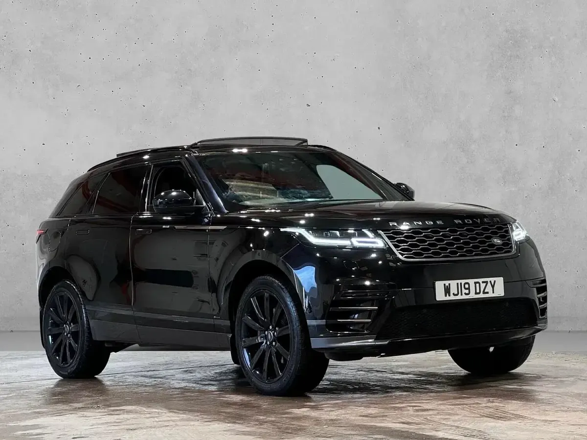 Used Land Rover Range Rover Velar SE Dynamic 300 HP (220 kW) 2019 Black SUV