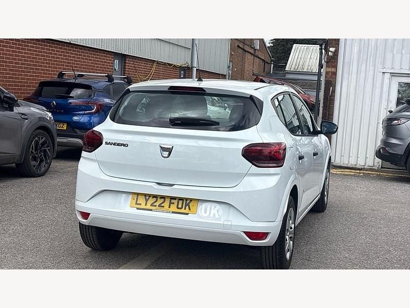 Used Dacia Sandero Essentiel 2022 White Hatchback