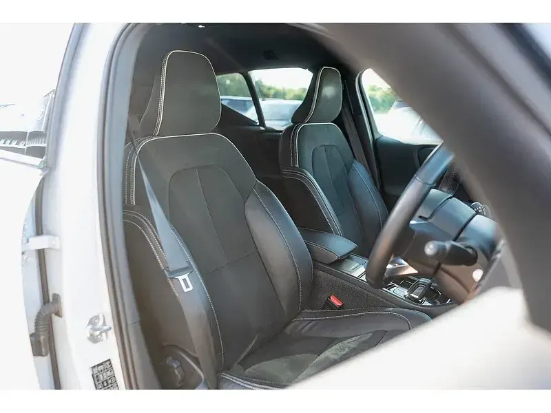 Used Volvo XC40 R-Design 2021 Silver SUV