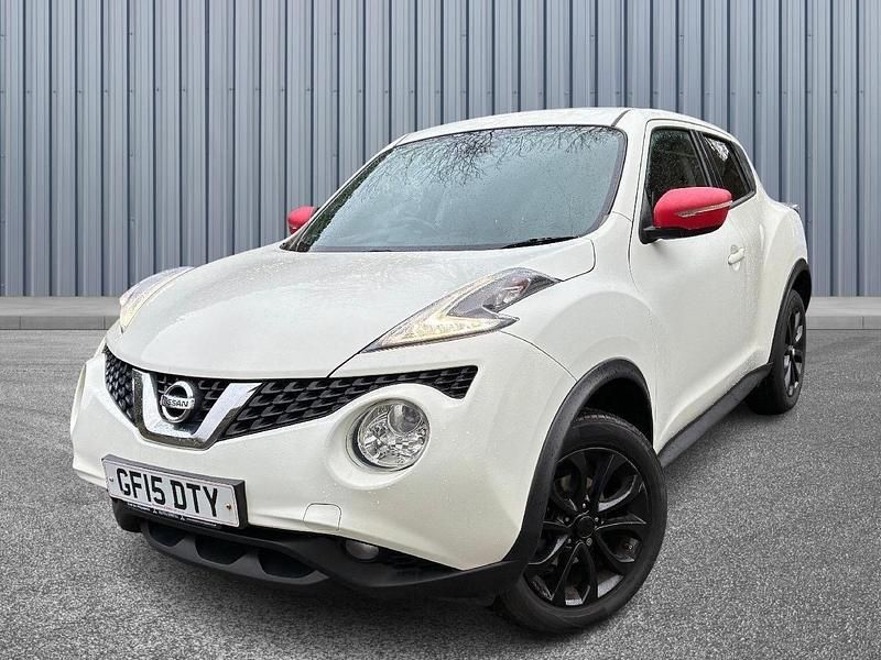 Usado Nissan Juke Acenta 110 HP (80 kW) 2015 Branco SUV
