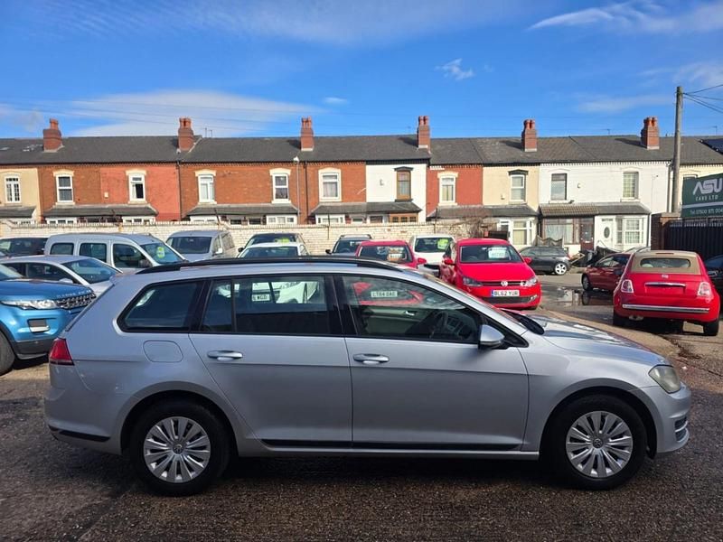 Used VW Golf VII S 105 HP (77 kW) 2014 Silver Estate
