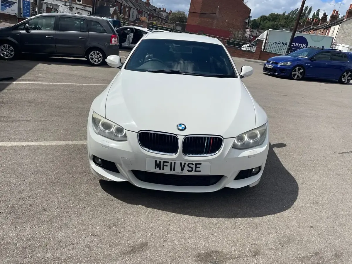 Used BMW 320 M Sport 2011 White Coupe