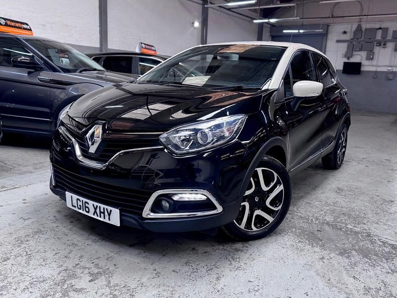 Black/cream Used 2016 Renault Captur Dynamique SUV | £6,990 (Fair price) - Image 1/4