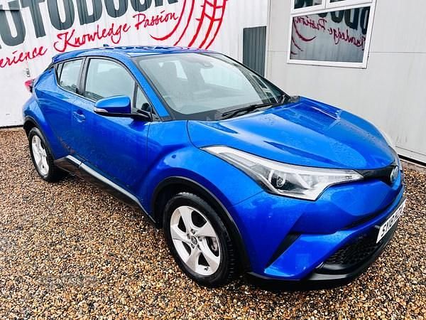 Used Toyota C-HR 122 HP (89 kW) 2018 Blue SUV