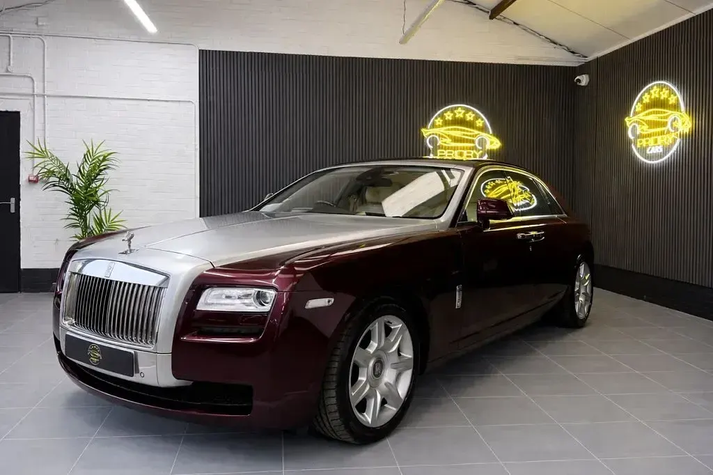 Used Rolls Royce Ghost 563 HP (414 kW) 2011 Maroon Sedan