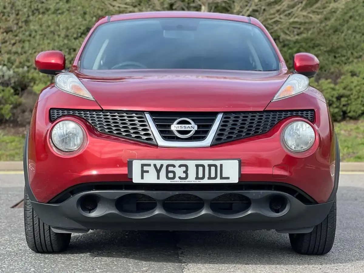 Używany Nissan Juke Visia 94 KM (69 kW) 2013 Czerwony SUV