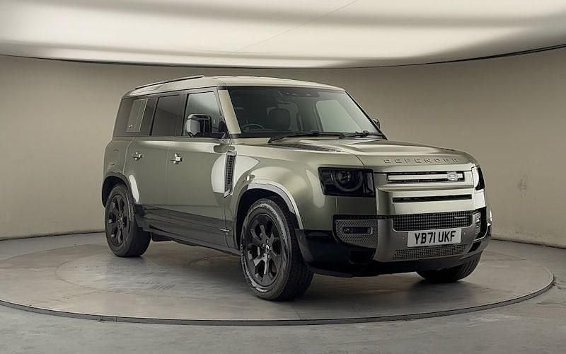 Used Land Rover Defender SE Dynamic 300 HP (220 kW) 2023 SUV