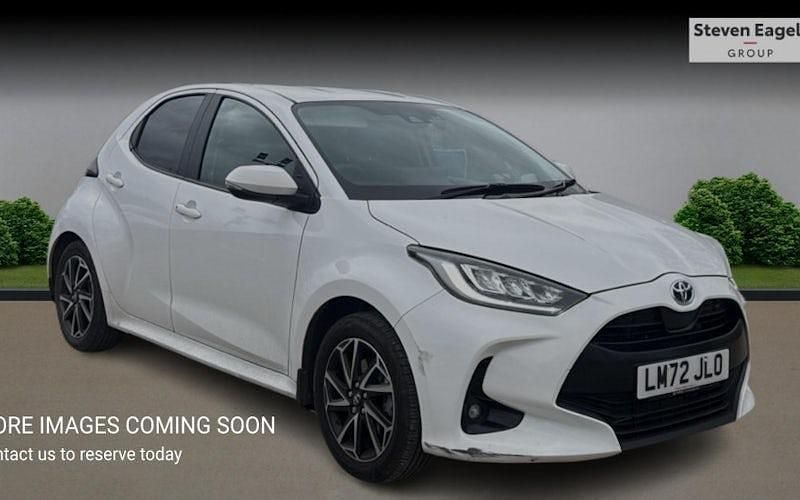 Used Toyota Yaris Hybrid Design 116 HP (85 kW) 2026 Hatchback