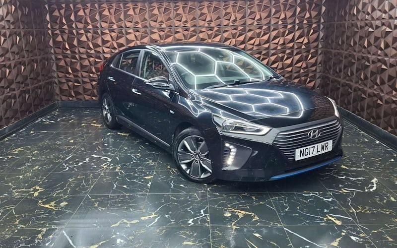 Used Hyundai Ioniq Premium SE 141 HP (103 kW) 2019 Hatchback