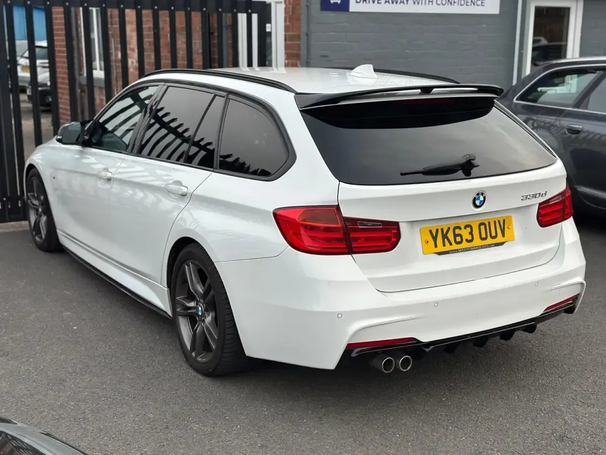 Usado BMW 330 M Sport 258 CV (189 kW) 2013 Blanco Familiar