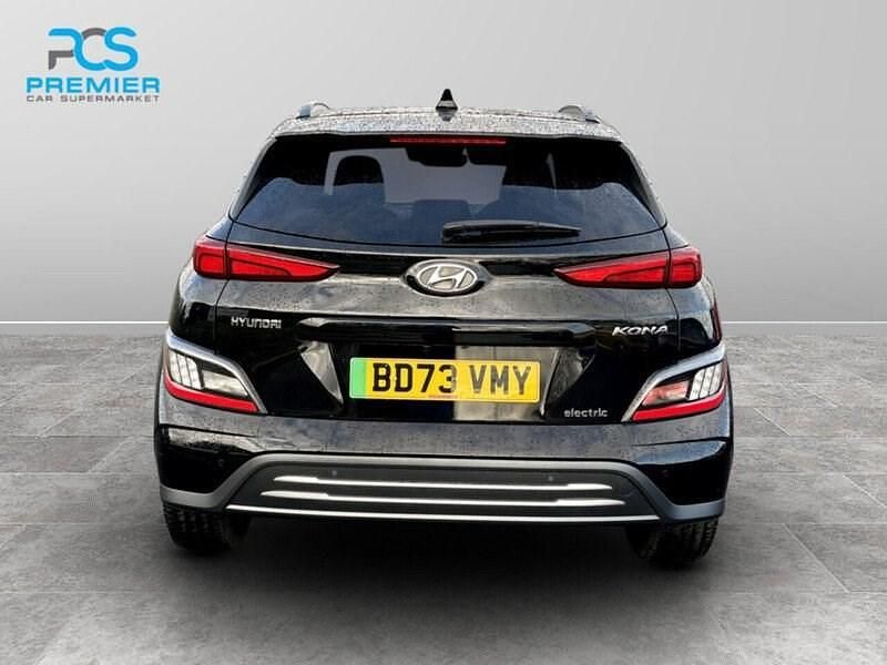 Used Hyundai Kona Premium 100 kW (136 HP) 2023 Abyss black SUV