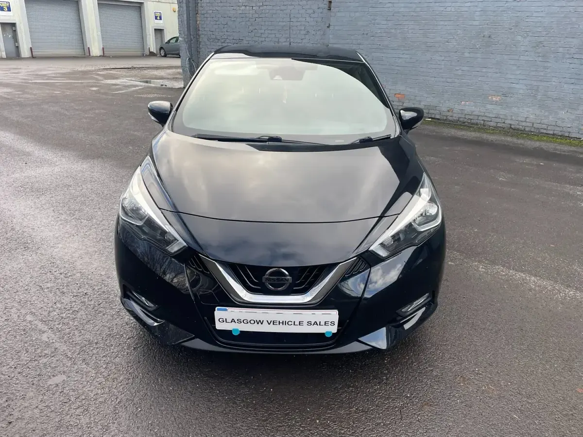 Usado Nissan Micra Acenta 90 HP (66 kW) 2017 Preto Citadino