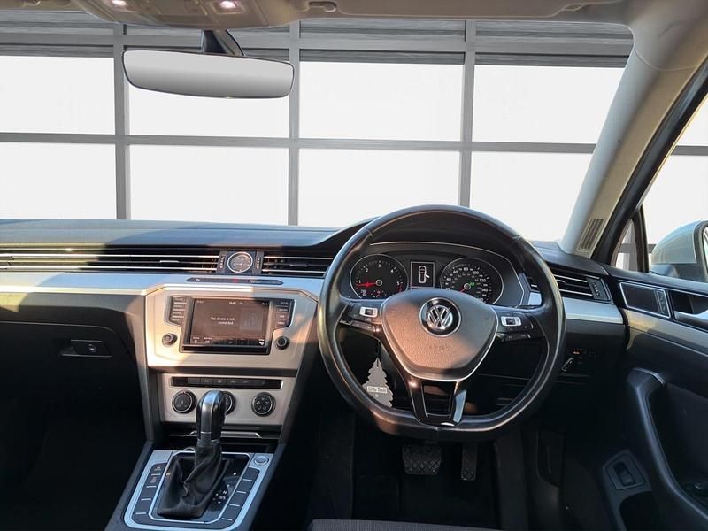 Used VW Passat SE 2015 Silver Estate