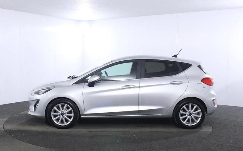 Usado Ford Fiesta Titanium X 101 HP (74 kW) 2019 Prateado Citadino