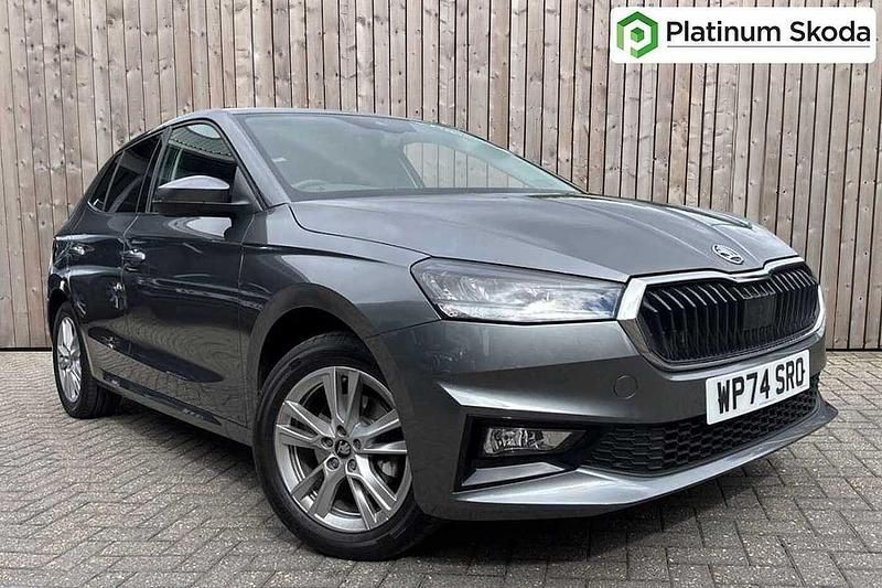 Graphite grey metallic Used 2025 Skoda Fabia SE L Hatchback | £18,250 (Fair price) - Image 1/4
