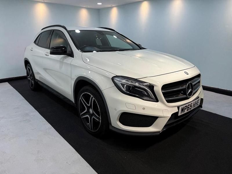 White Used 2016 Mercedes GLA220 AMG line SUV | £9,200 (Fair price) - Image 1/4