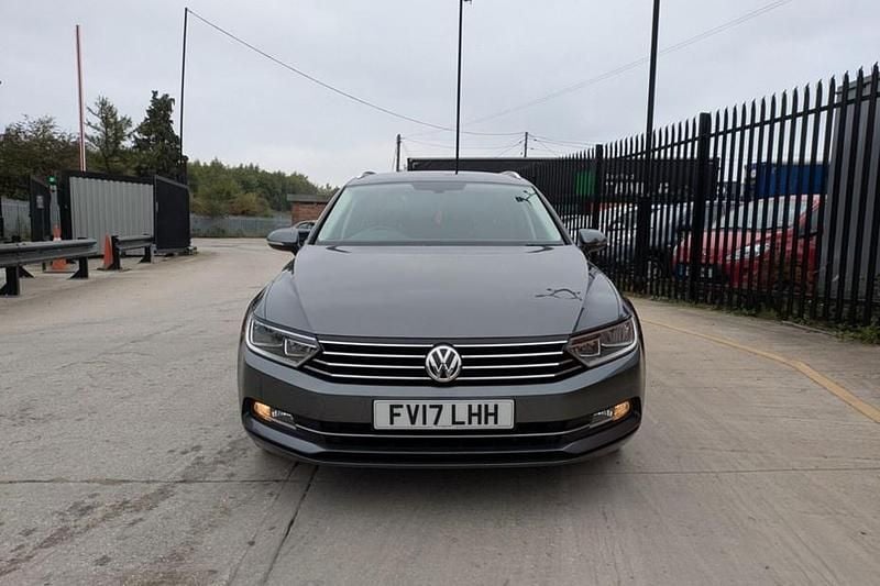 Grey Used 2017 VW Passat Business Estate | £9,950 (Good price) - Image 1/1