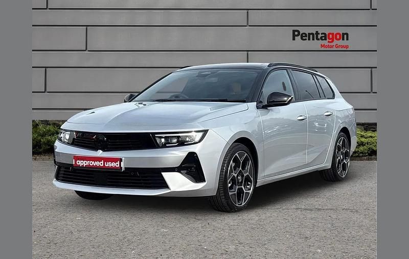 New Vauxhall Astra Ultimate 128 HP (94 kW) 2026 Grey Estate