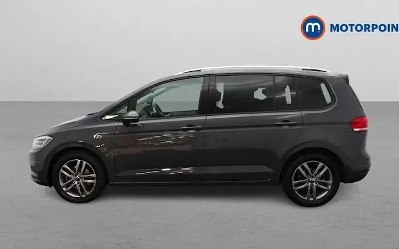 Used VW Touran Match 150 HP (110 kW) 2025 Grey MPV