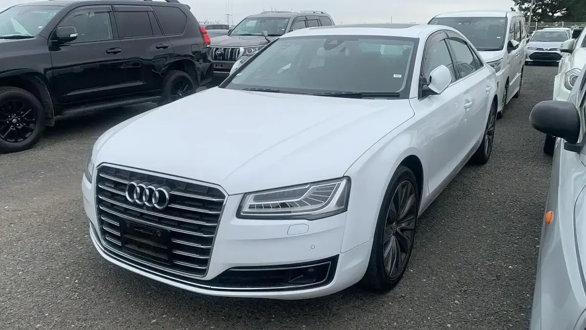Used Audi A8 Comfort 2014 White Sedan