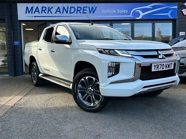Used Mitsubishi L200 Warrior 181 HP (133 kW) 2020 White Pickup