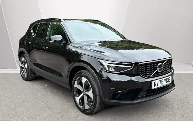 Used Volvo XC40 Plus 197 HP (144 kW) 2025 SUV