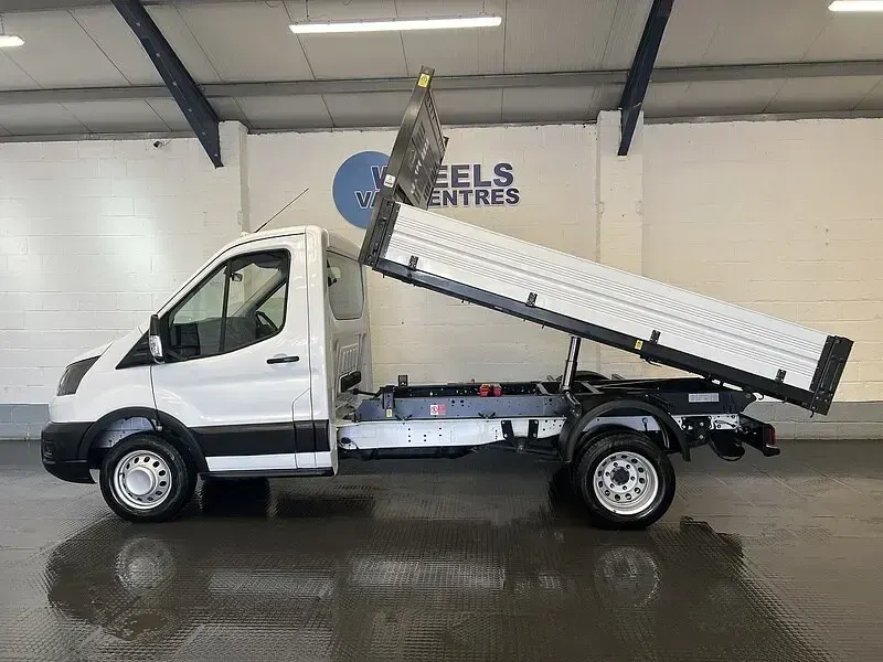 Used Ford Transit 130 HP (95 kW) 2024 White Cabriolet